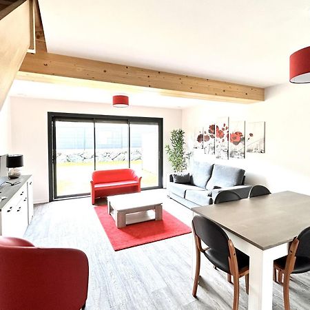 Du Vignoble A L'Atlantique - Residence Montifault Gites Du 2 Au 3 Pieces Le Pallet Экстерьер фото